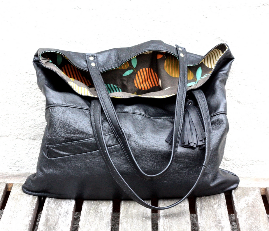 One more black city bag - SOLD OUT