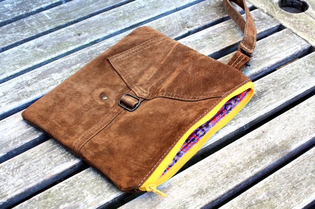 Brown vintage suede clutch