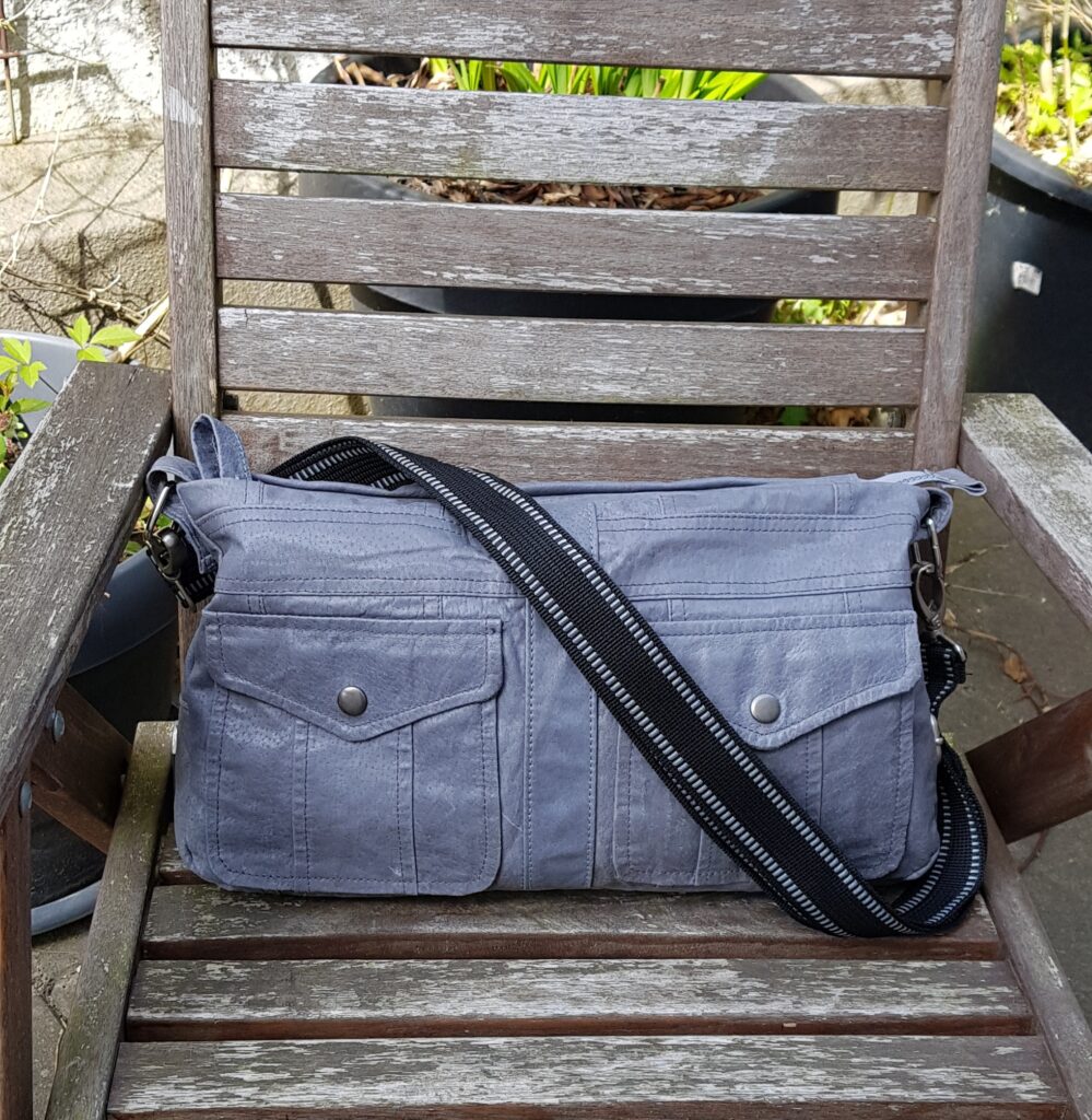 Grey crossbody bag