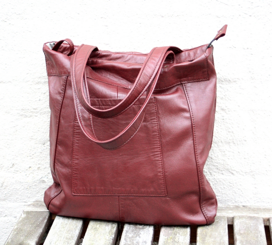 The red/brown city bag